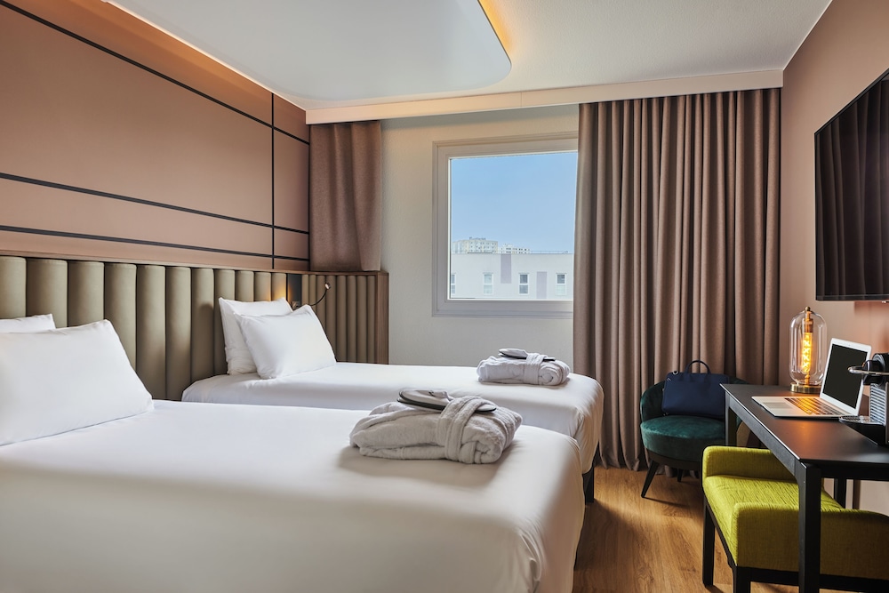 Mercure Paris Nanterre