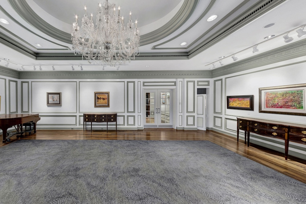 The Henry Hotel, Autograph Collection
