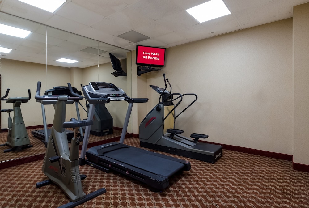 Red Roof Inn & Suites Newark - University