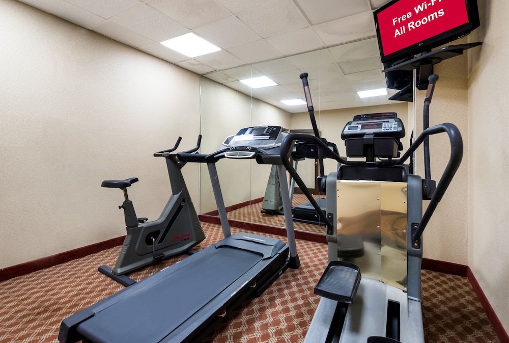 Red Roof Inn & Suites Newark - University