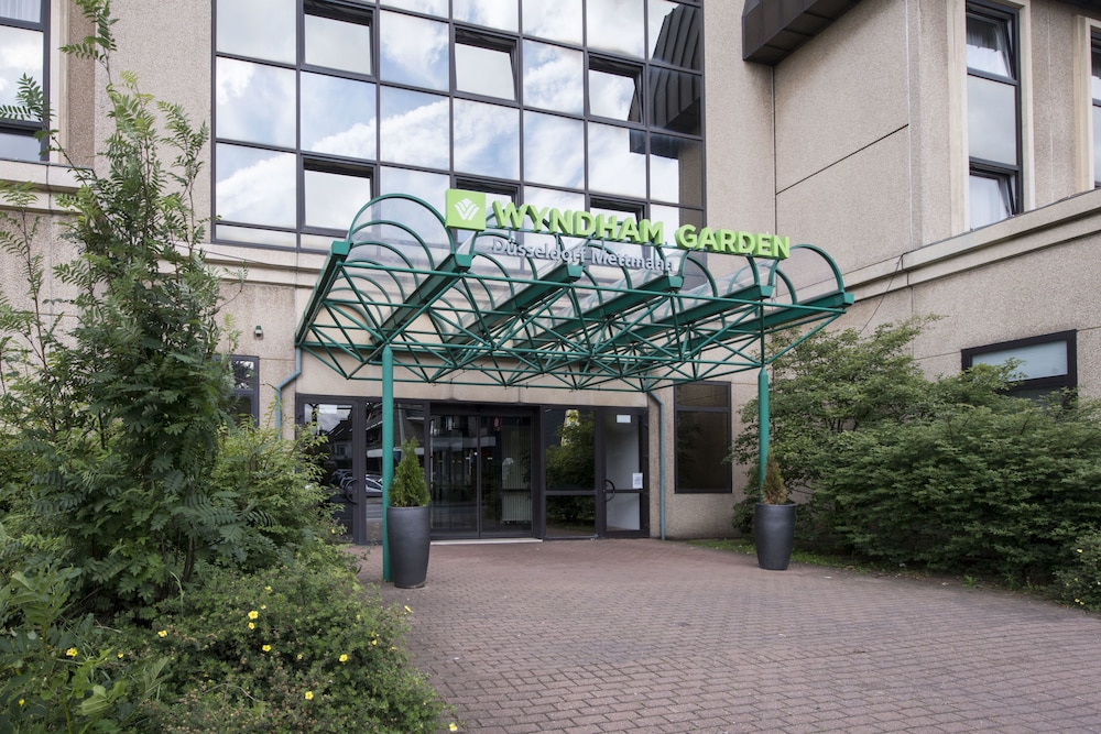 Wyndham Garden Düsseldorf Mettmann photo 2