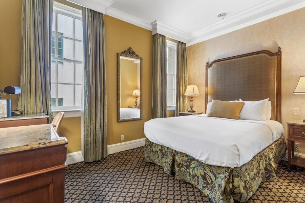 The Lafayette New Orleans By Kasa Living