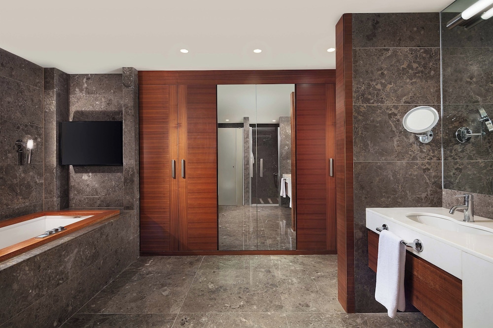 Sheraton Istanbul Atakoy Hotel — photo 4