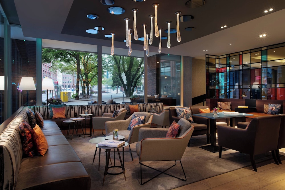 Renaissance Hamburg Hotel photo 2
