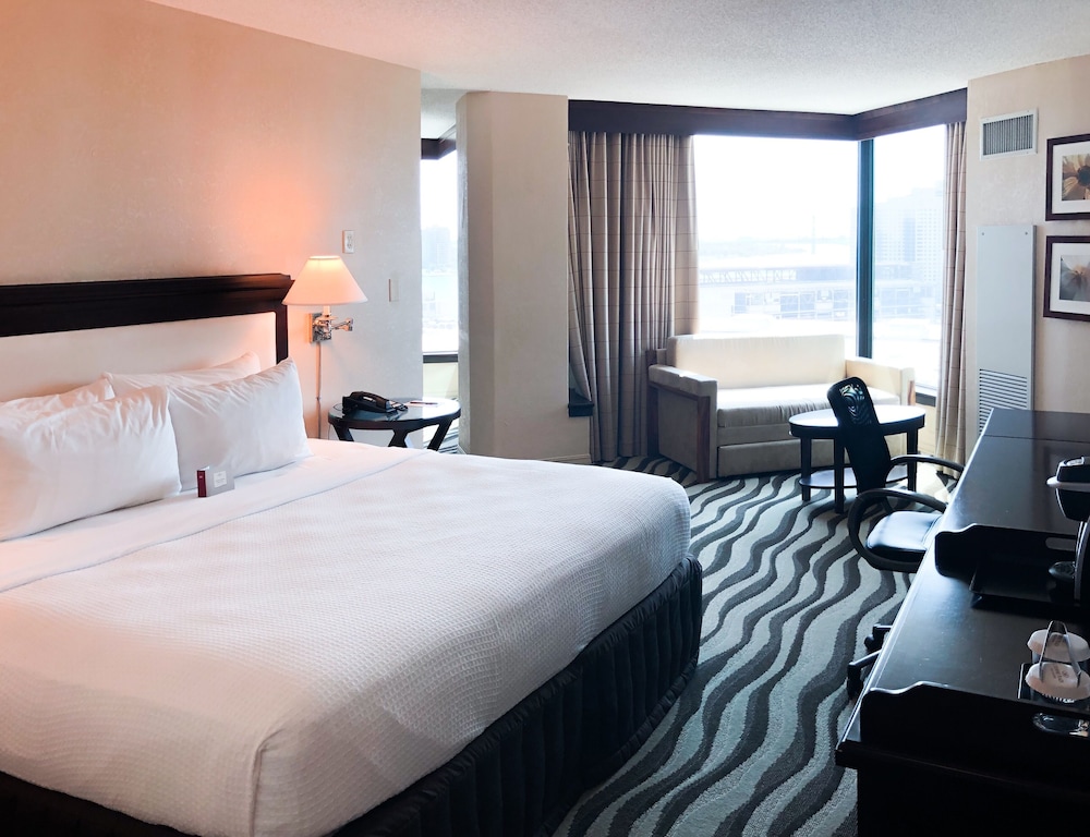 Fort Pontchartrain Detroit, a Wyndham Hotel