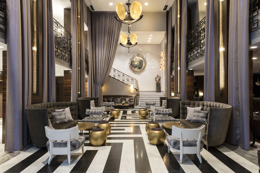 Empire Hotel photo 2