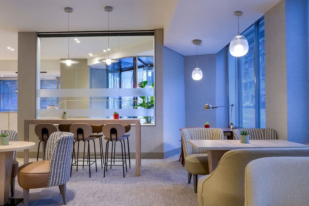 AC Hotel Carlton Madrid by Marriott photo 2