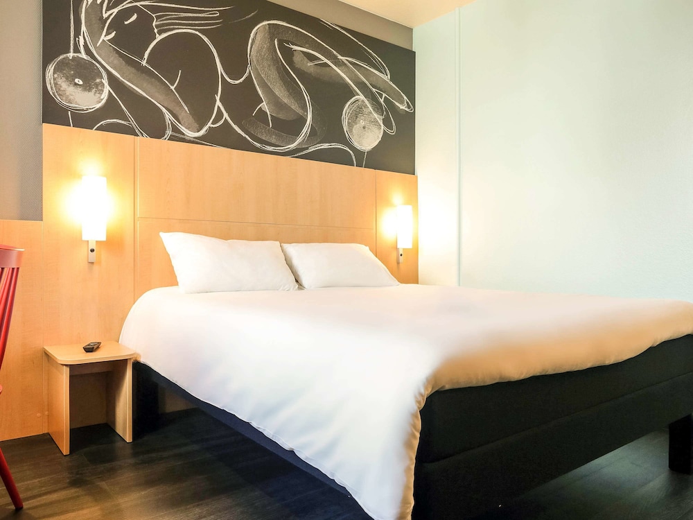 ibis Laval Le Relais d'Armor