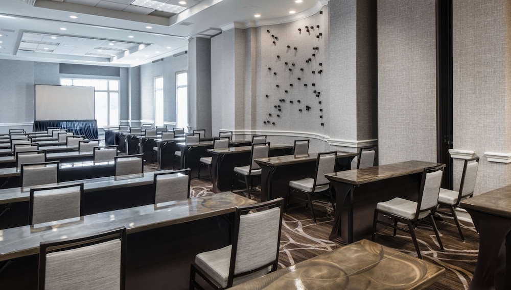 Hyatt Regency Long Island photo 3