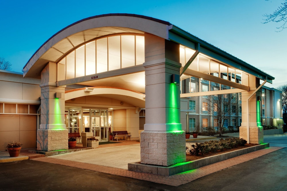 Holiday Inn South Kingstown (Newport Area) by IHG