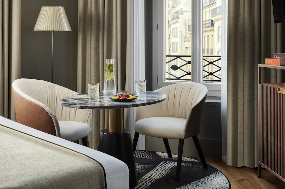 NH Collection Paris Ponthieu Champs-Elysees — photo 3
