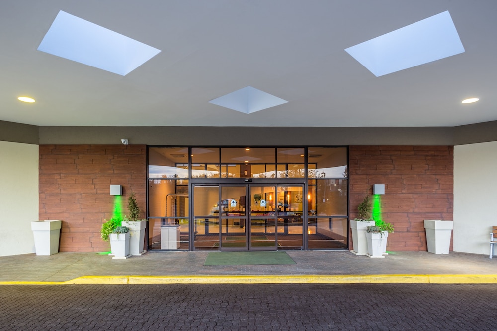 Holiday Inn Philadelphia South - Swedesboro by IHG