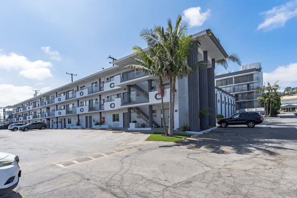 MC Pacific Inn & Suites Torrance