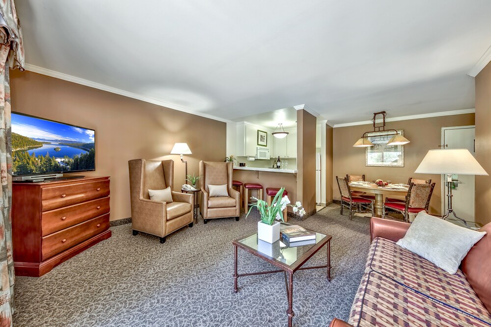 Forest Suites Resort at Heavenly Village