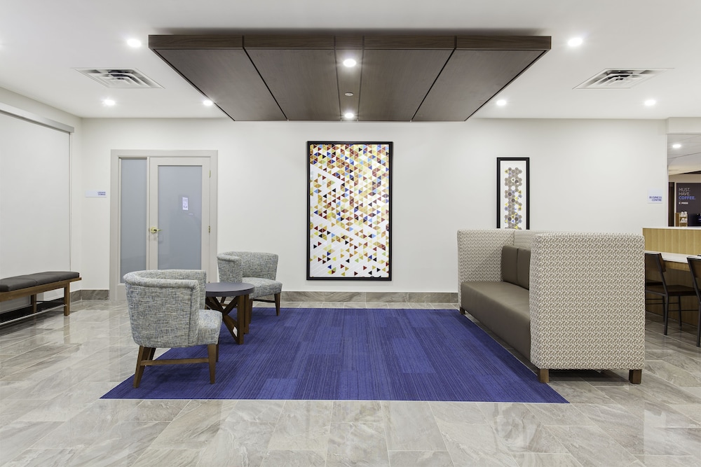 Holiday Inn Express & Suites Mississauga-Toronto Southwest by IHG photo 5