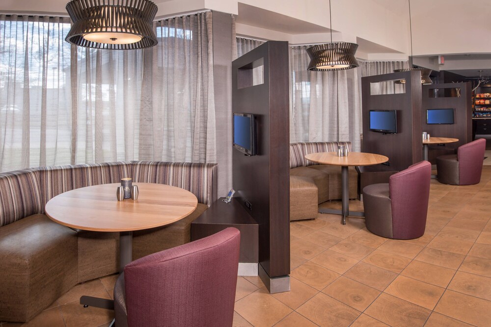 Courtyard by Marriott Washington Dulles Airport Chantilly