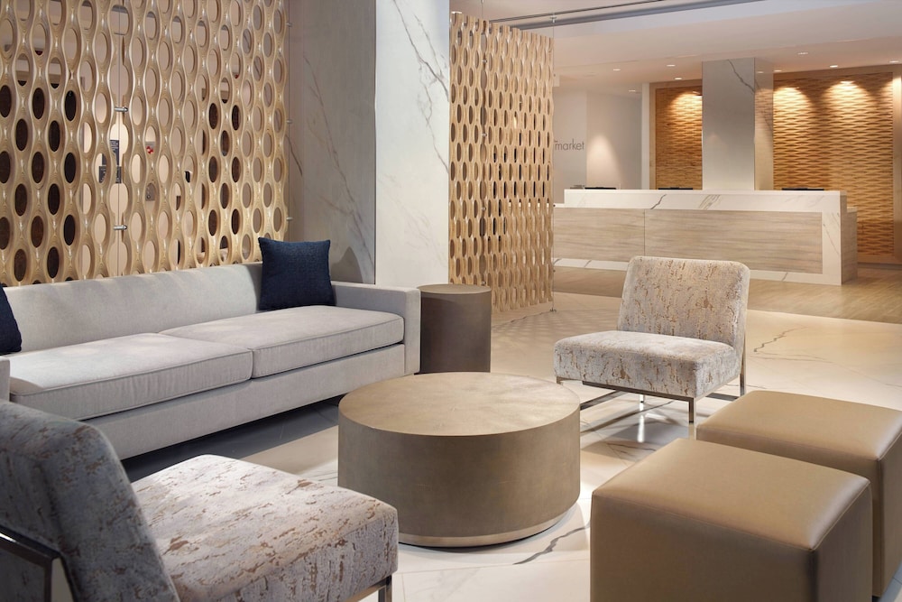 Courtyard by Marriott Miami Coconut Grove photo 3