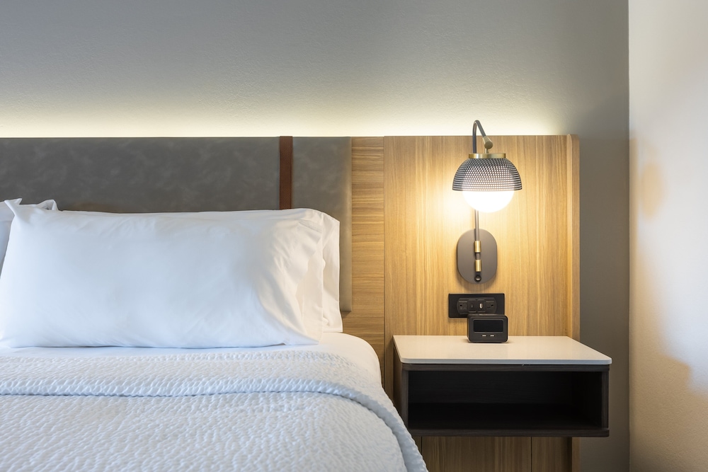 Holiday Inn Anderson by IHG