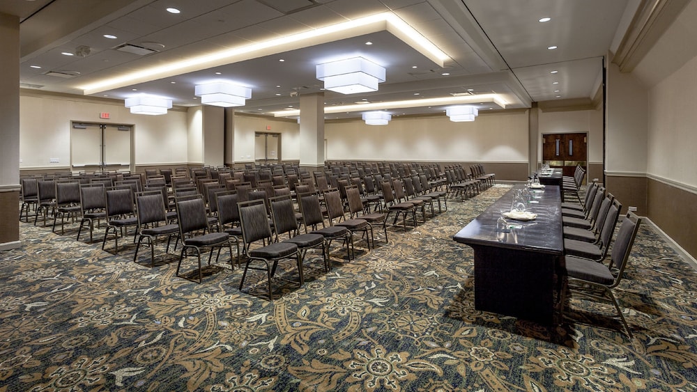 Holiday Inn Chicago North-Evanston by IHG photo 2