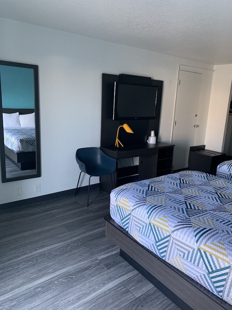 Motel 6 Lincoln, NE - Airport