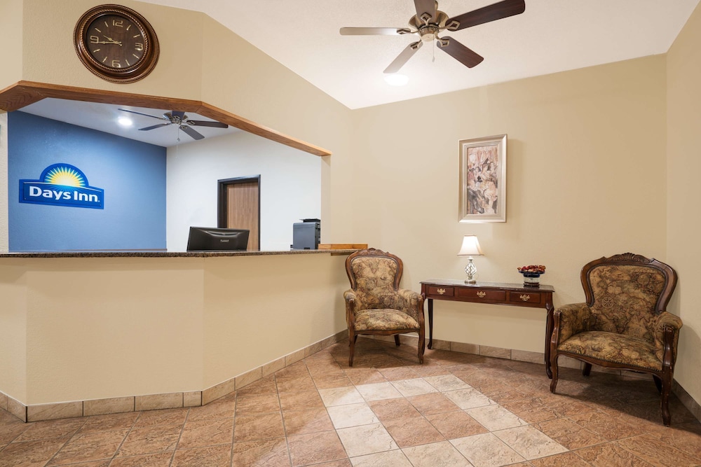 Days Inn by Wyndham Mankato