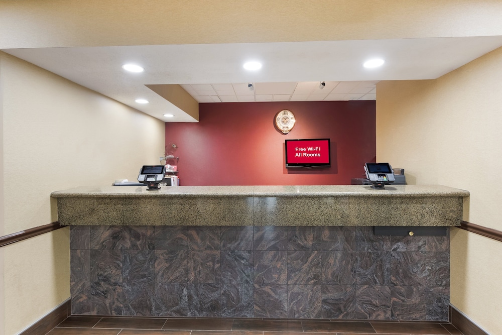 Red Roof Inn & Suites Columbus - West Broad