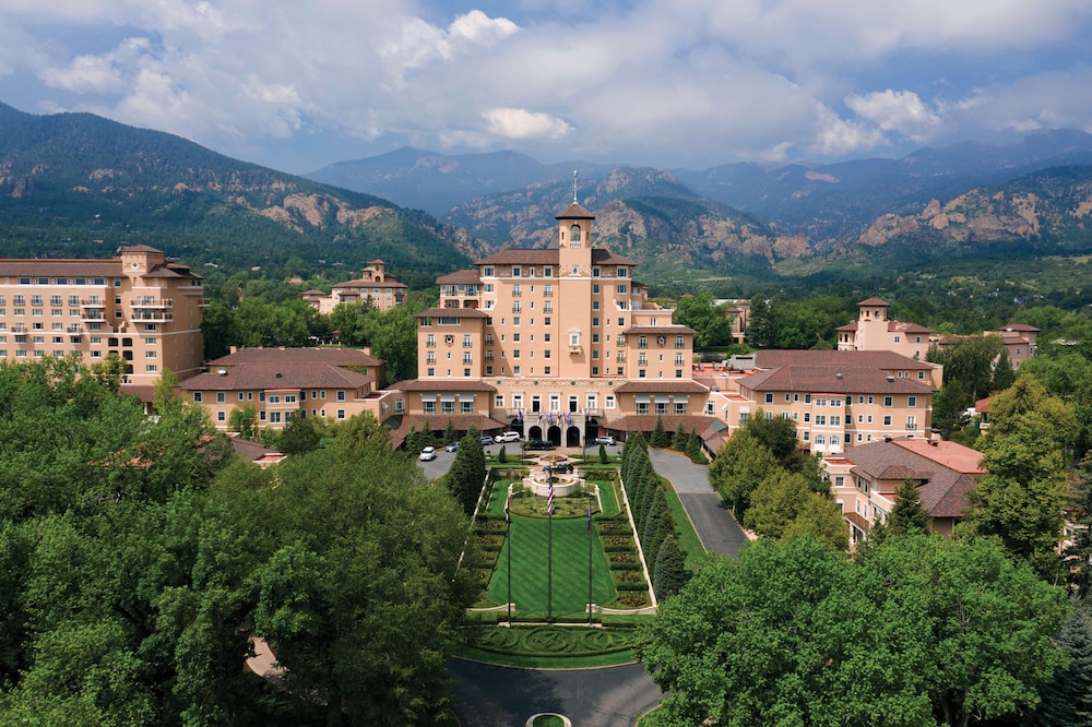 The Broadmoor photo 2