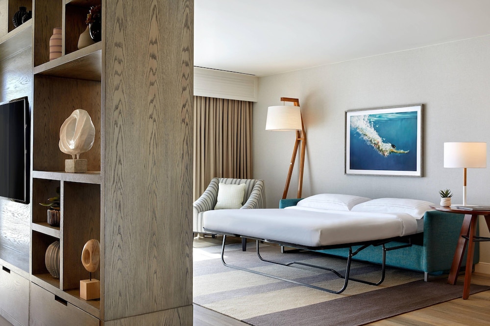 Westdrift Manhattan Beach, Autograph Collection by Marriott