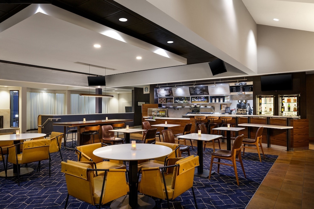Courtyard by Marriott Denver Central Park