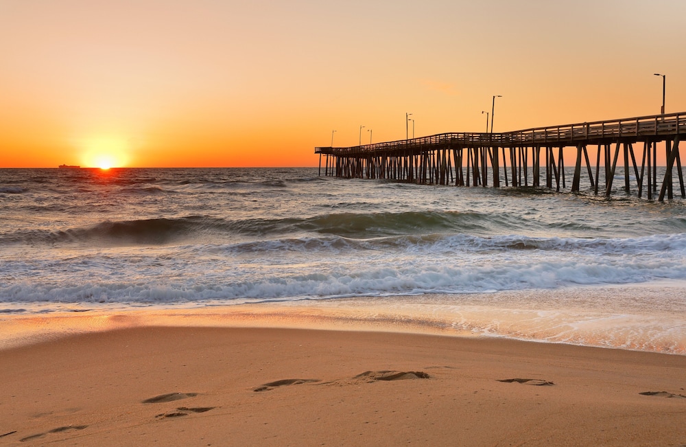 Holiday Inn Va Beach-Oceanside (21st St) by IHG
