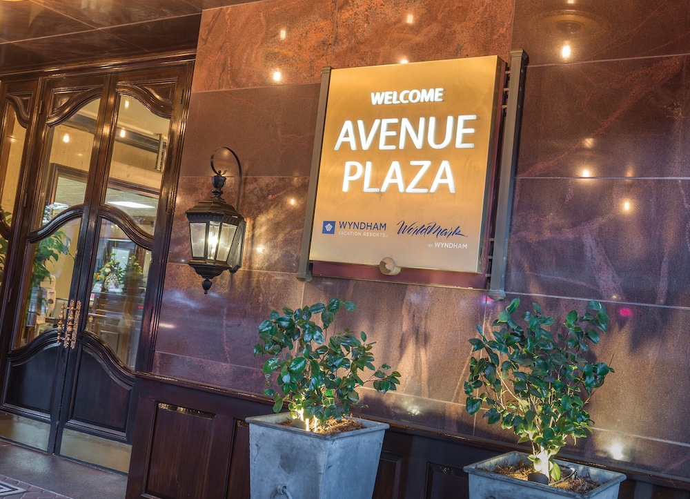 Club Wyndham Avenue Plaza