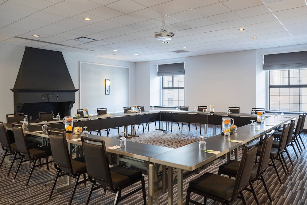Courtyard by Marriott Boston Downtown
