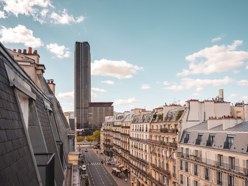 Legend Saint Germain — photo 2