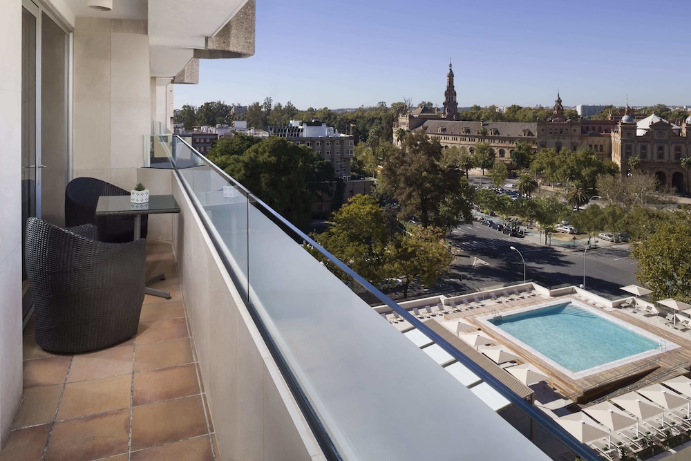 Meliá Sevilla photo 3