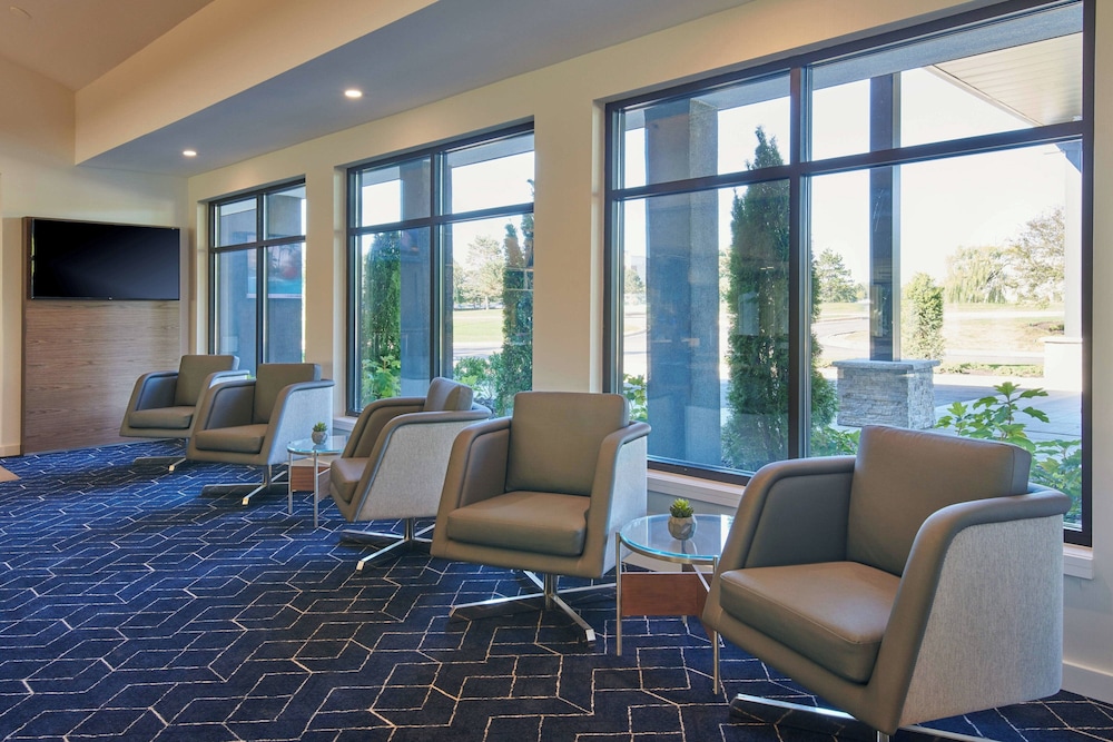 Courtyard by Marriott Chicago Lincolnshire photo 4
