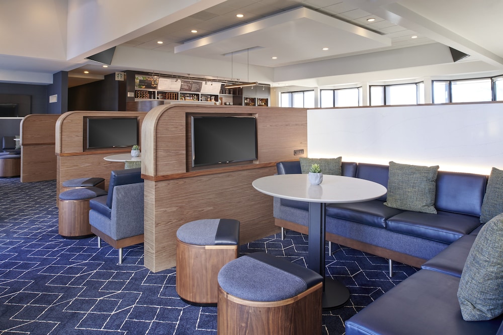 Courtyard by Marriott Chicago Lincolnshire