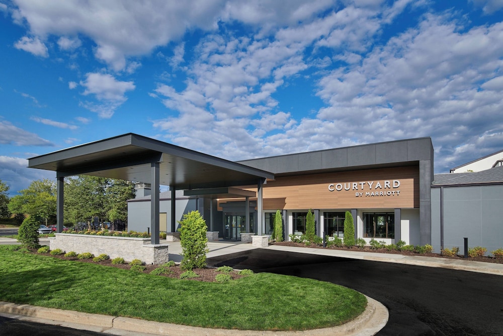 Courtyard by Marriott Chicago Lincolnshire