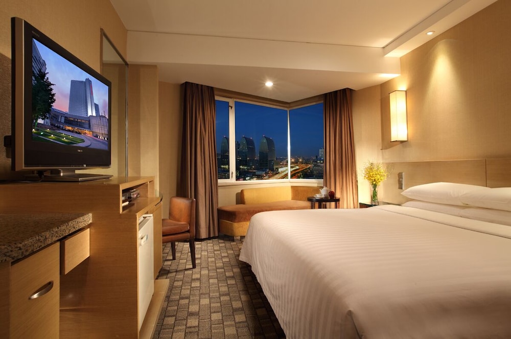 Beijing New Century Hotel