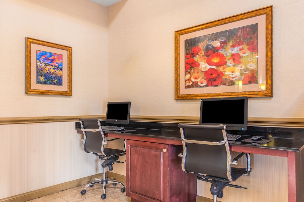 Comfort Suites Chesapeake - Norfolk
