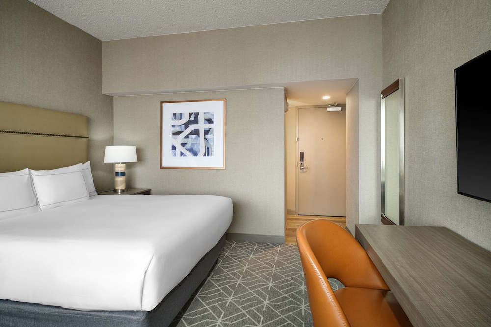 Hilton Richardson Dallas