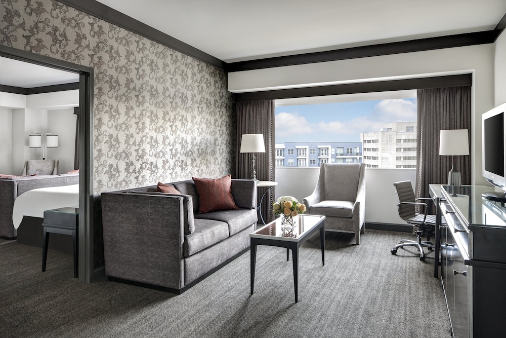 Loews Nashville Hotel at Vanderbilt Plaza