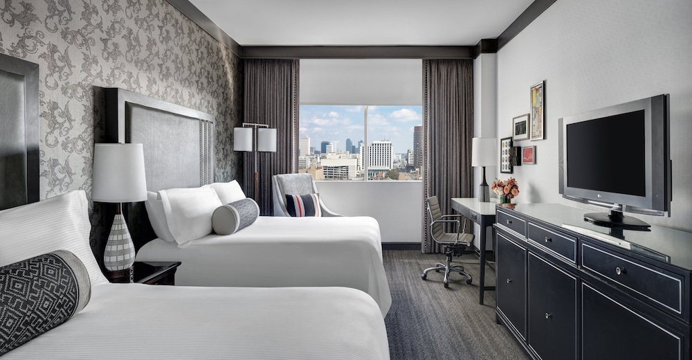 Loews Nashville Hotel at Vanderbilt Plaza