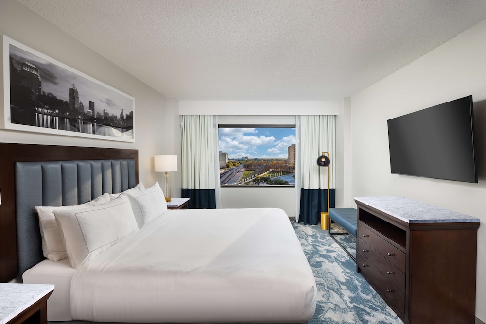 DoubleTree by Hilton Houston Medical Center Hotel & Suites