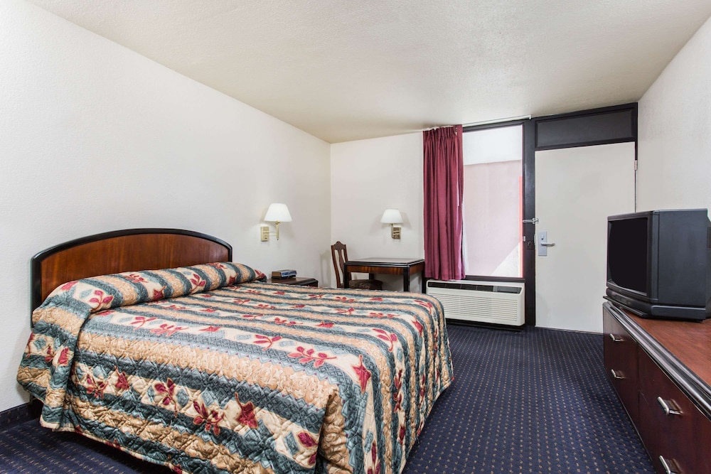 Knights Inn Virginia Beach at Lynnhaven Pkwy