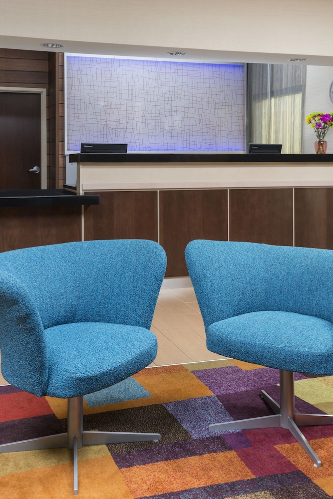 Fairfield Inn & Suites Galesburg