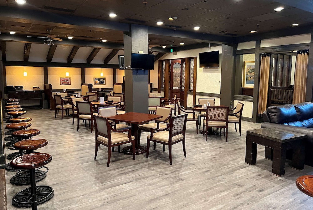 Wyndham Indianapolis Airport