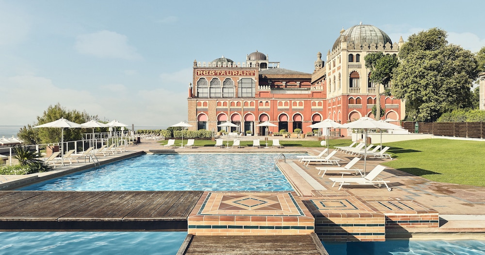 Hotel Excelsior photo 2