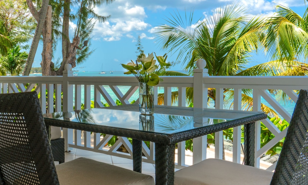Coral Reef Club