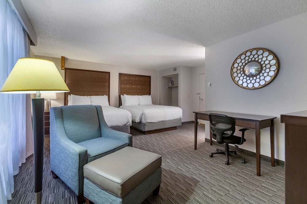Best Western Plus Como Park Hotel