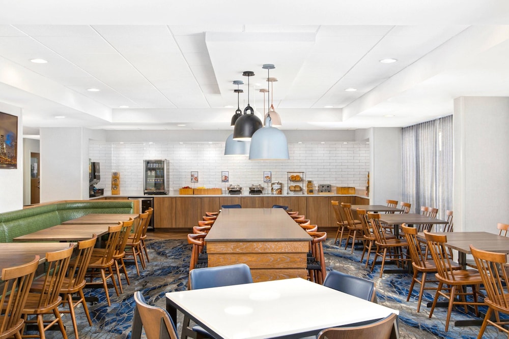 Fairfield Inn By Marriott Evansville East
